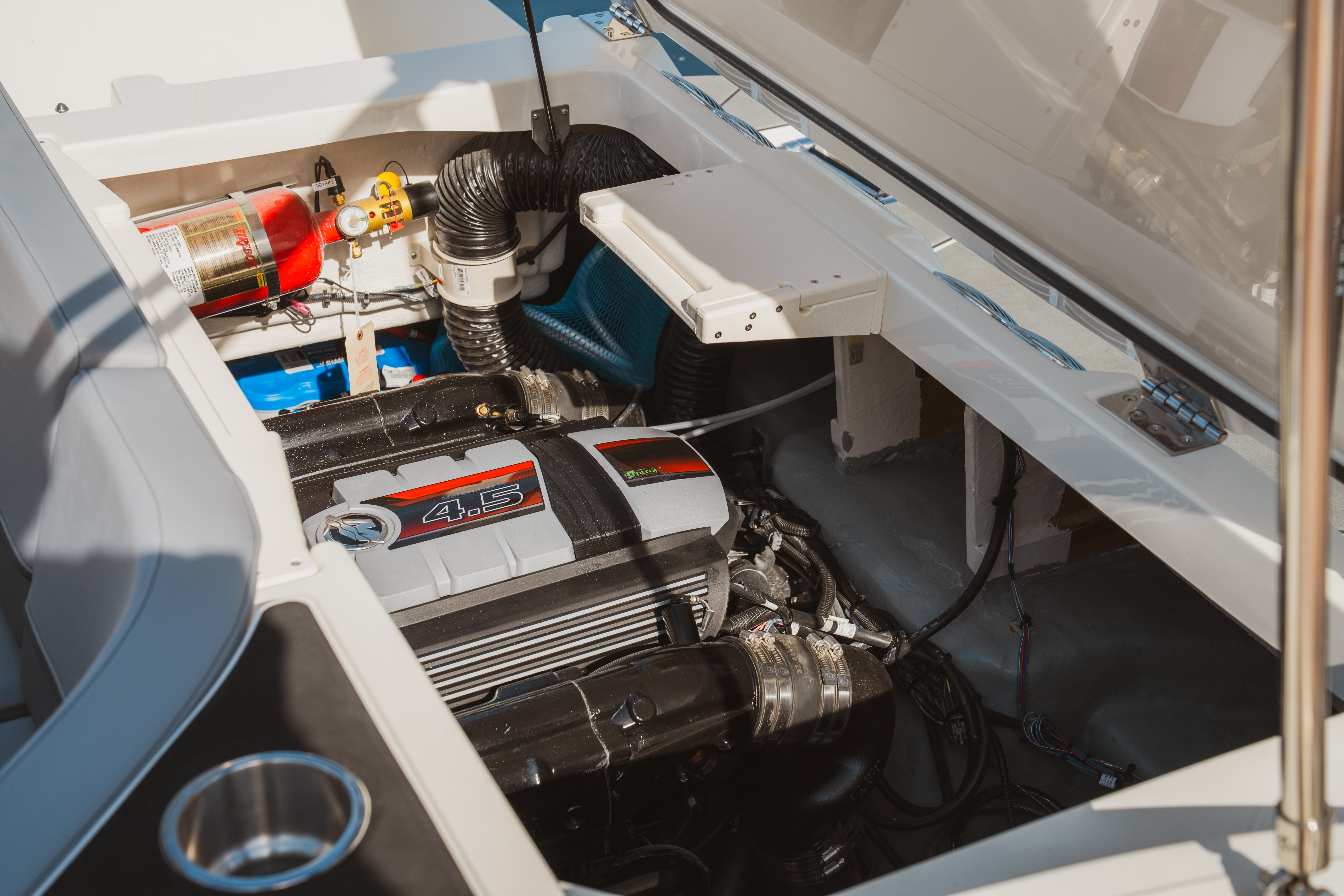 Bayliner C21i Cuddy med Mercruiser sterndrive - 17