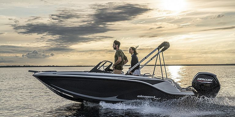 Bayliner M17 - 0