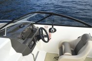 Bayliner VR5 Cuddy med Mercruiser sterndrive - 18