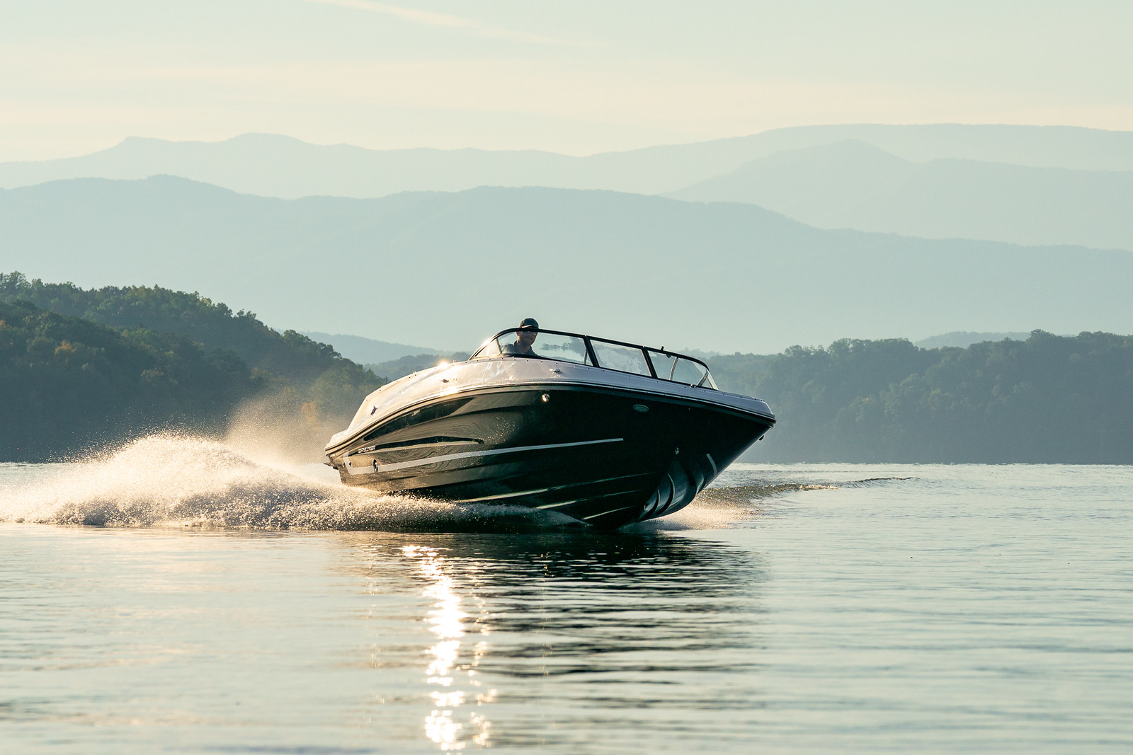 Bayliner VR6 OB - 1