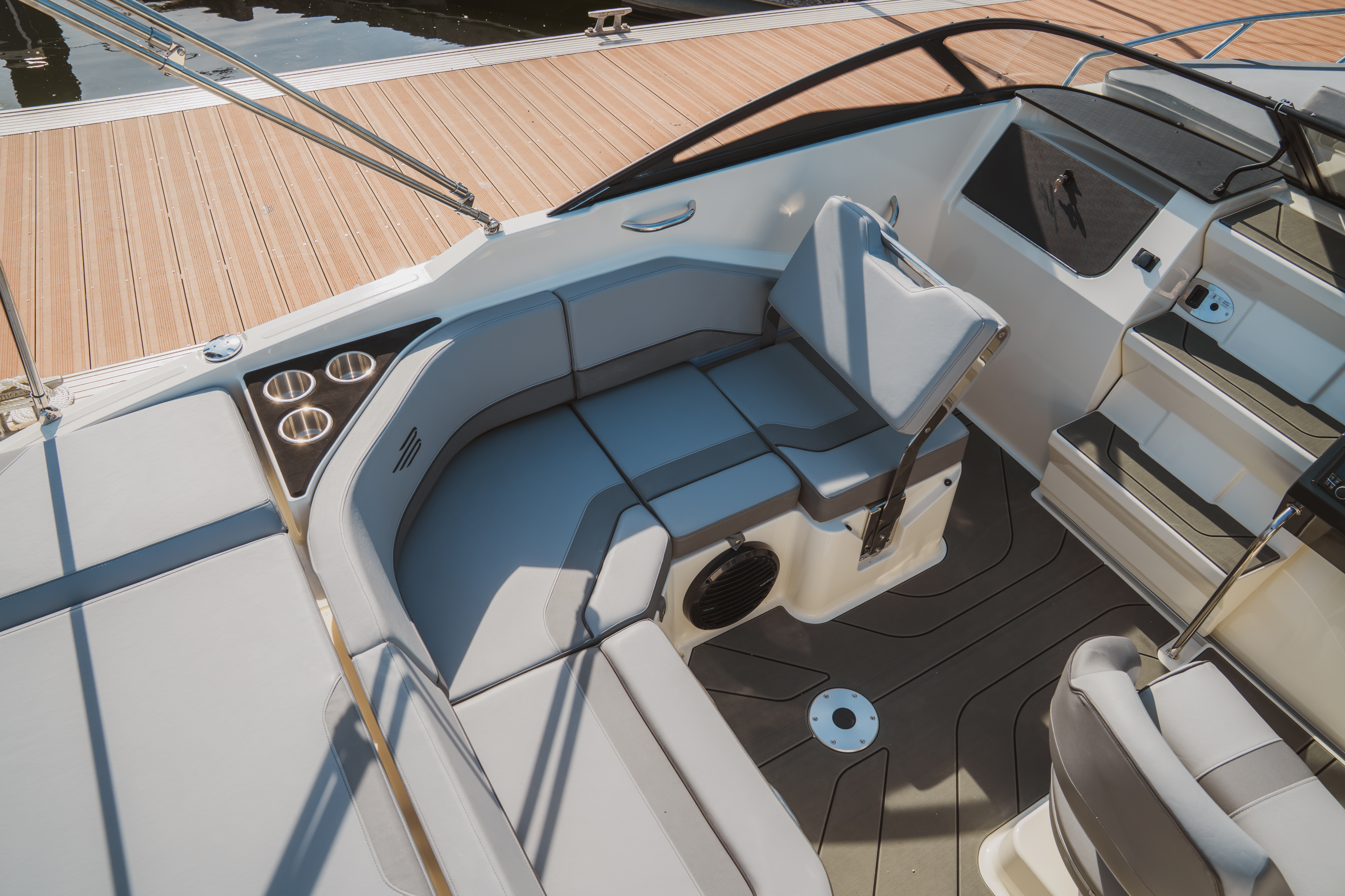 Bayliner C21i Cuddy med Mercruiser sterndrive - 13