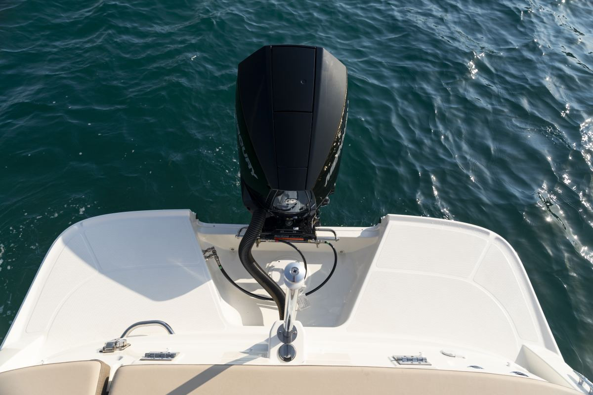 Bayliner VR6 Cuddy - 14