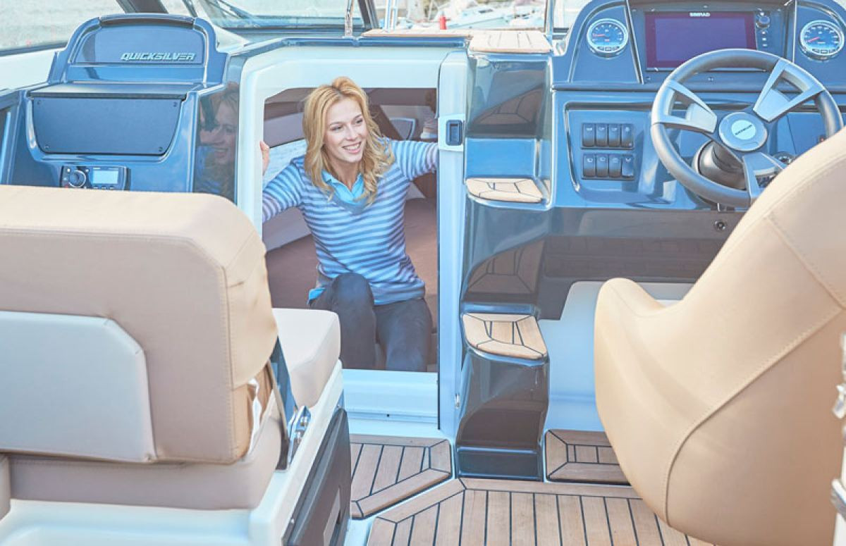 Quicksilver 755 Cruiser 220 hk - 5