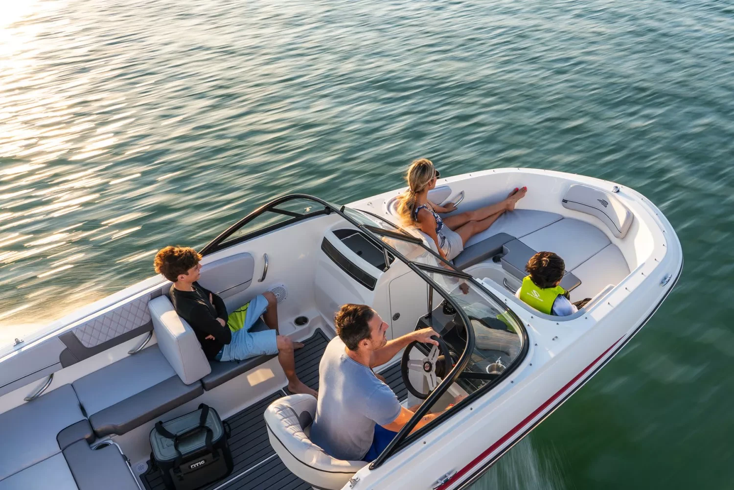 Bayliner VR4 OB (2023) - 5
