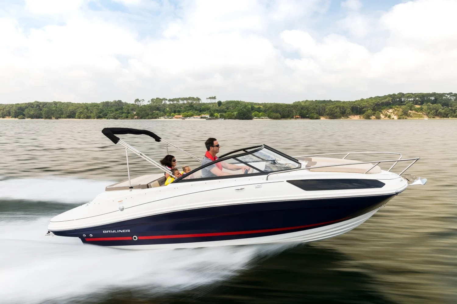 Bayliner VR5 Cuddy ( NY PRIS ) Sat 25.000.- Ned  - 2