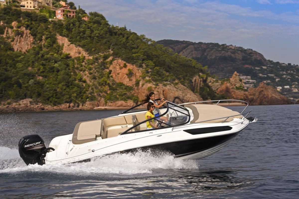 Bayliner VR5 Cuddy OB (2023) - 3