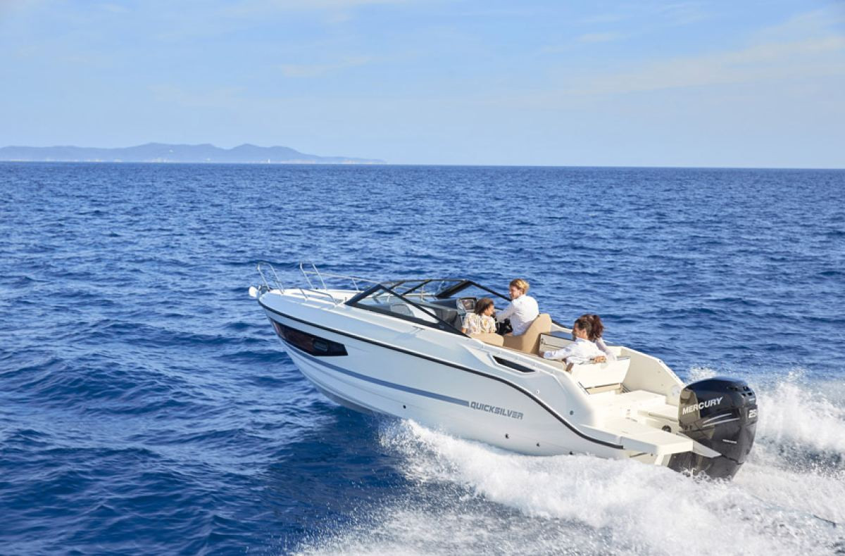 Quicksilver 755 Cruiser 220 hk - 0