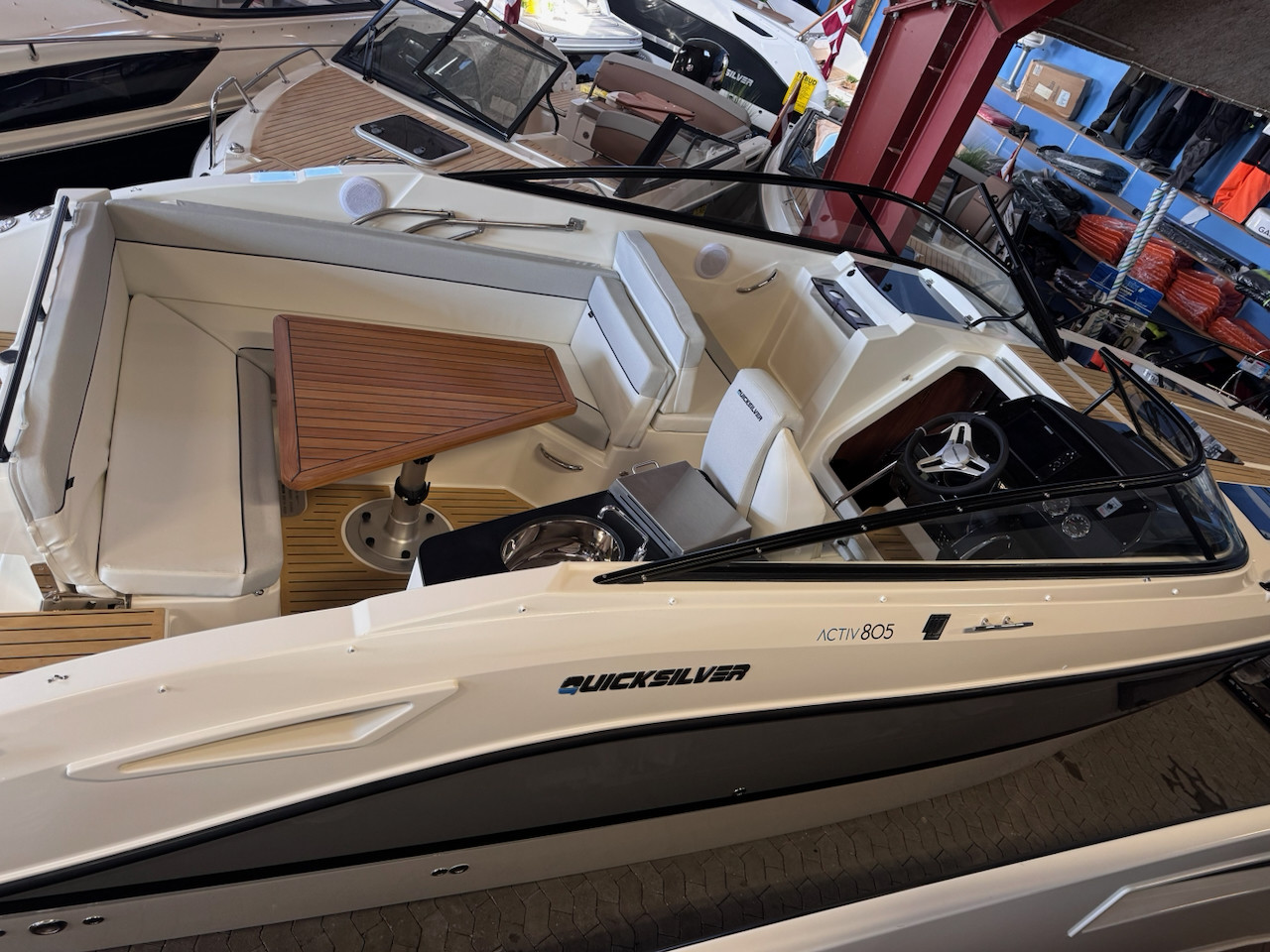 Quicksilver 805 Cruiser 40 Year Anniversary Edition  - 6