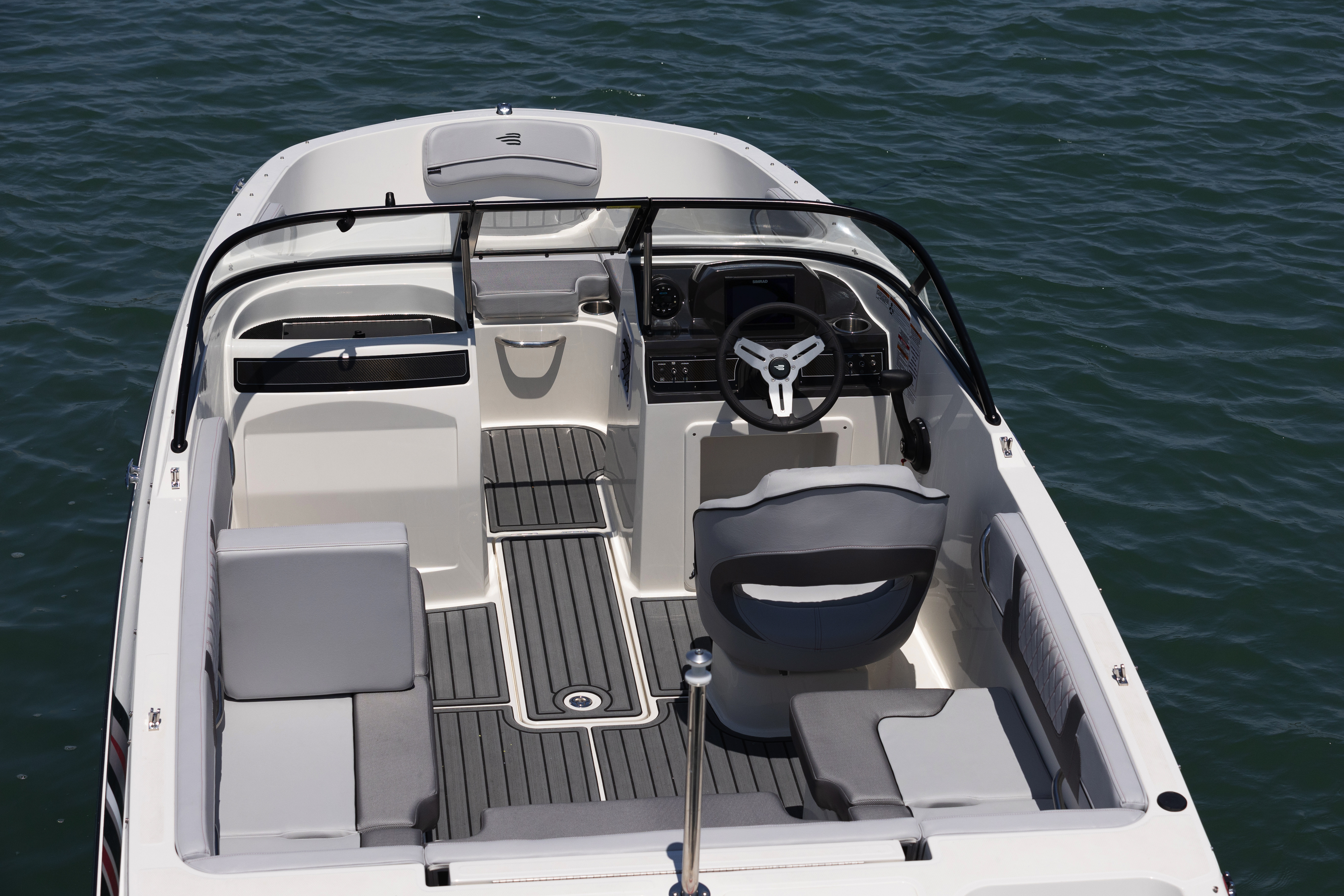 Bayliner VR4 OB (2023) - 8