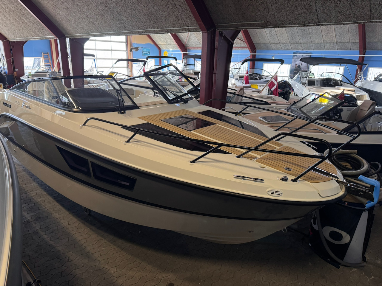 Quicksilver 805 Cruiser 40 Year Anniversary Edition  - 9