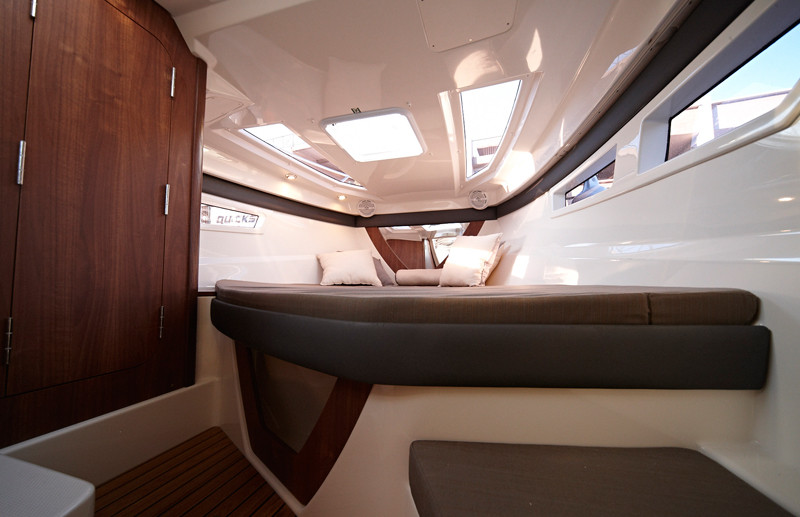 Quicksilver 805 Cruiser 40 Year Anniversary Edition  - 1